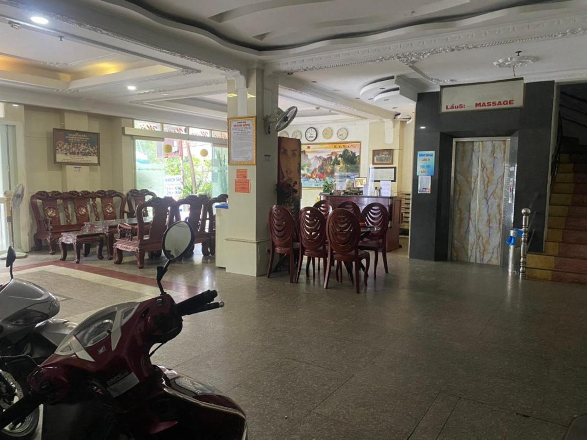 Khach San Thanh Hong ホーチミン市 エクステリア 写真